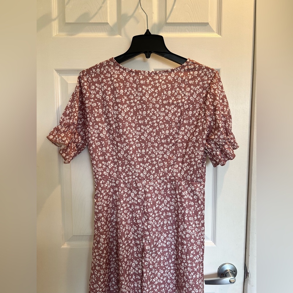Flowy Ruched Boho Dress - Picture 4 of 8
